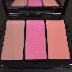 Anastasia Beverly Hills Makeup - Anastasia Beverly Hills Blush Trio Anastasia Beverly Hills Makeup - Anastasia Beverly Hills Blush Trio
